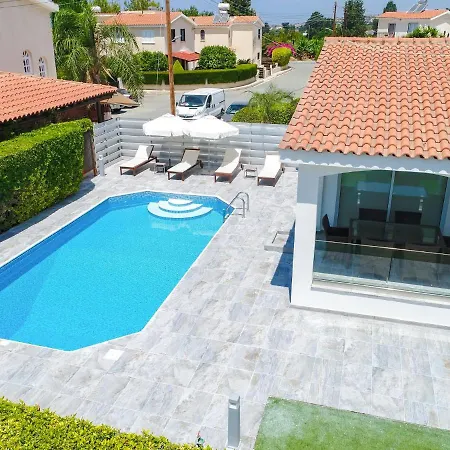 Mikaella By Ezoria Вилла *