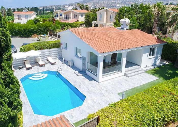 Mikaella By Ezoria Villa Coral Bay