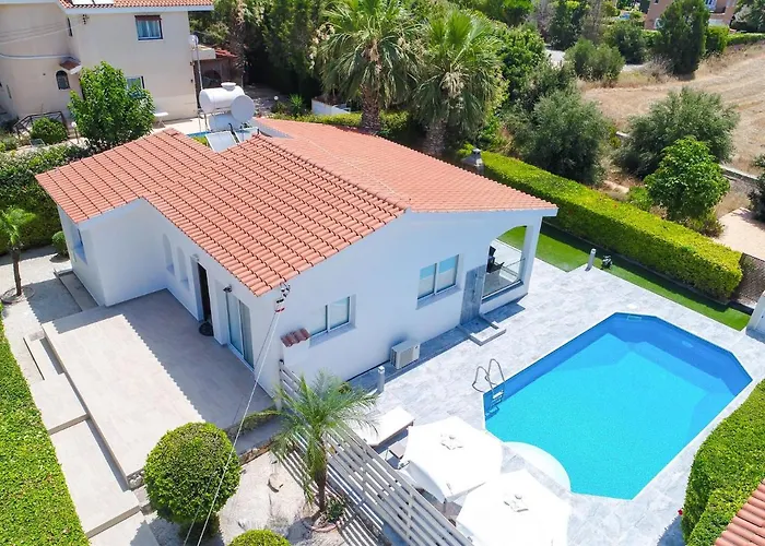 Mikaella By Ezoria Villa Coral Bay