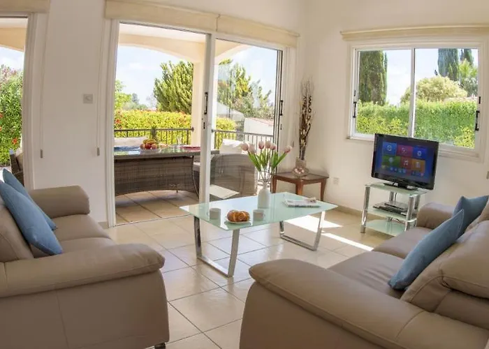 Villa Mikaella By Ezoria Coral Bay