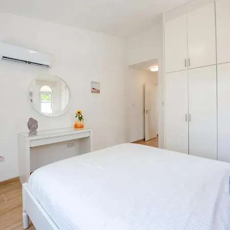 Mikaella By Ezoria * Korall-öböl