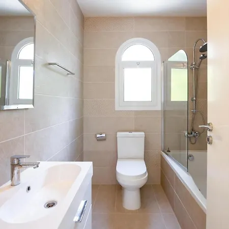 Mikaella By Ezoria *