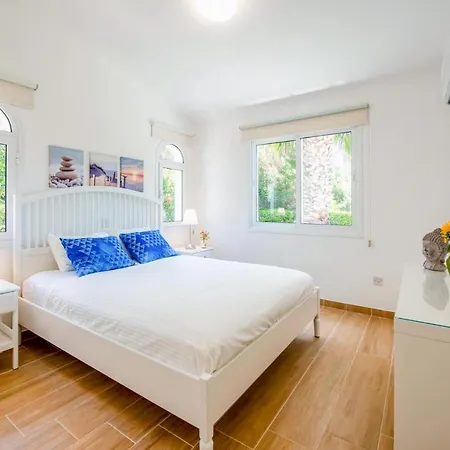 Villa Mikaella By Ezoria Korall-öböl