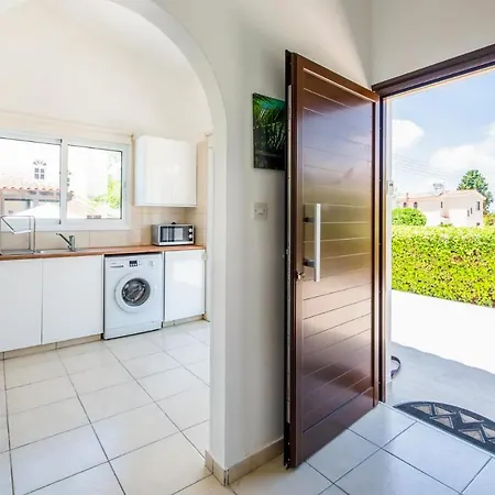 Mikaella By Ezoria Villa