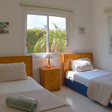 Mikaella By Ezoria * Korall-öböl